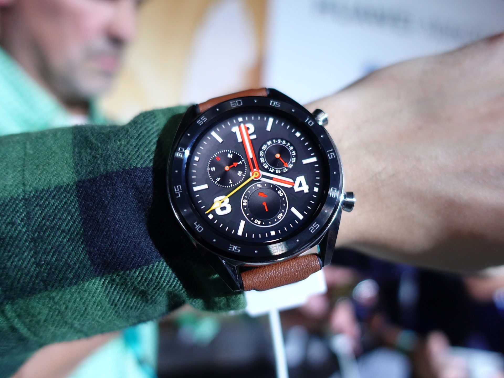 Huawei mate 20 on sale watch