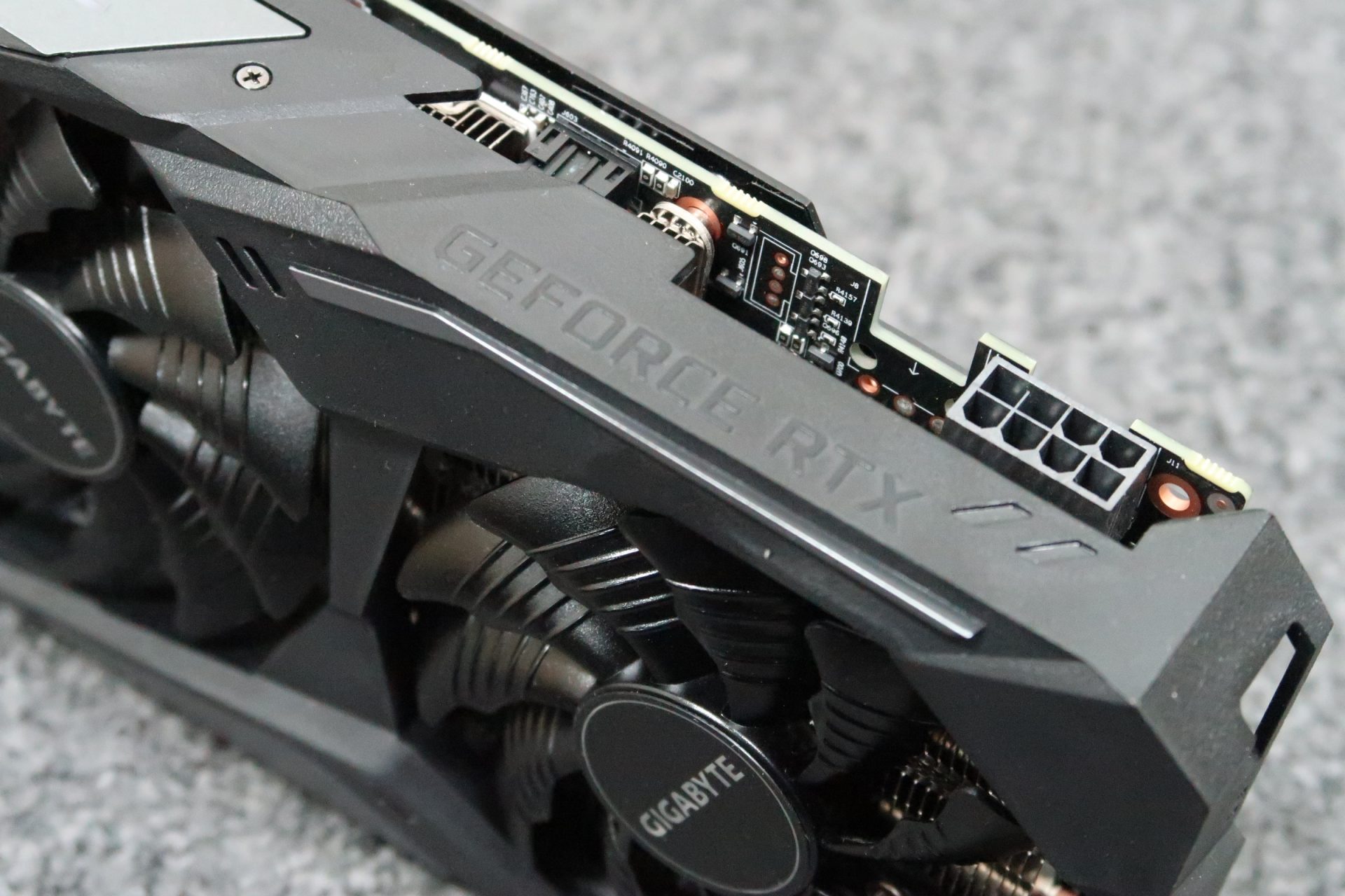 GIGABYTE GeForce RTX 2060 Gaming OC 6G Review - The Tech Revolutionist