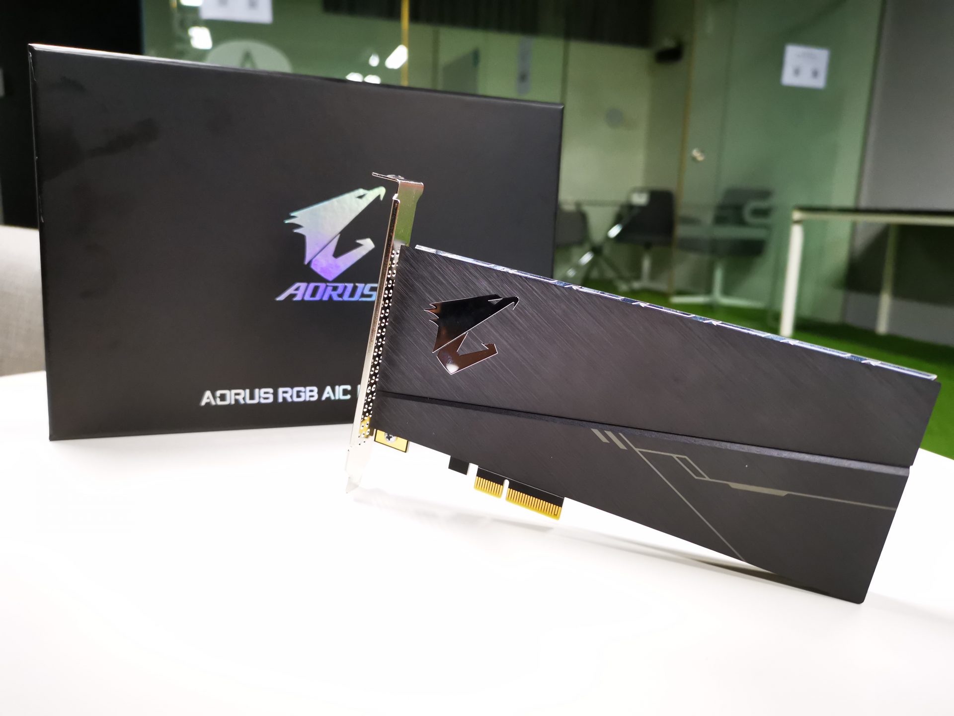 Gigabyte aorus rgb aic обзор