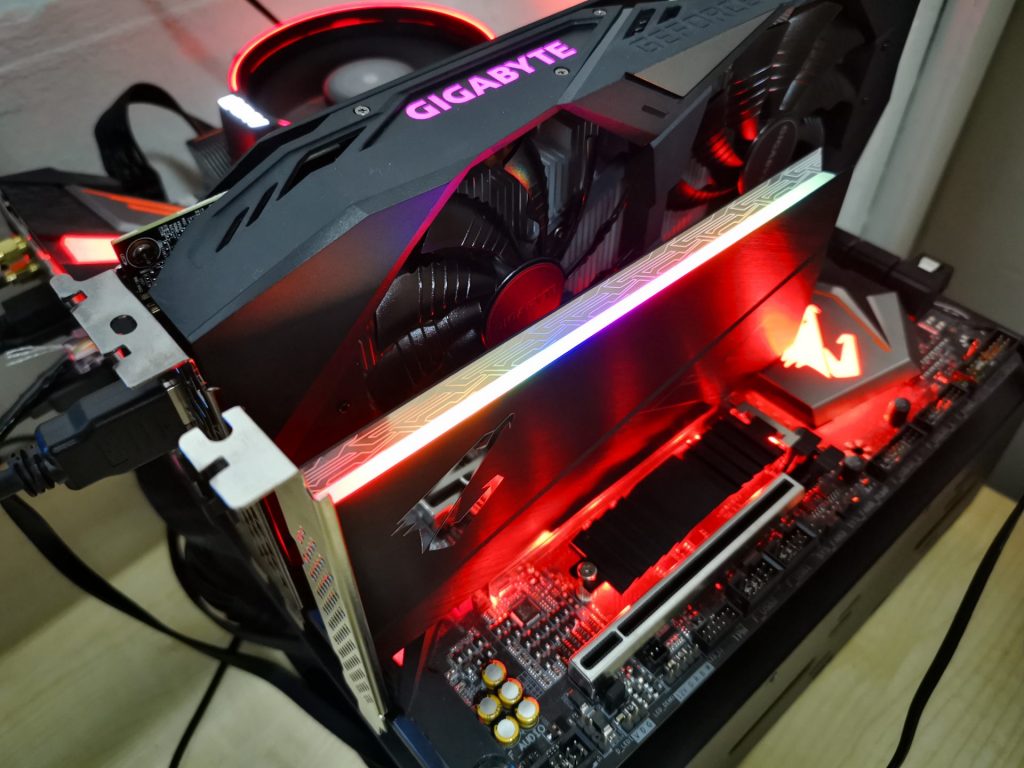 Gigabyte AORUS RGB AIC NVMe SSD Review - The Tech Revolutionist