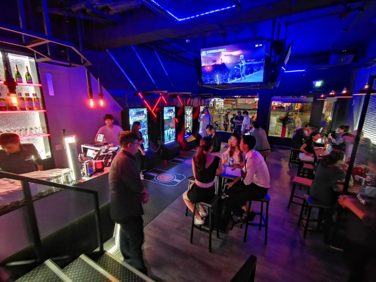 BOX Taipei World's first Virtual Reality Gaming Bar The Tech Revolutionist