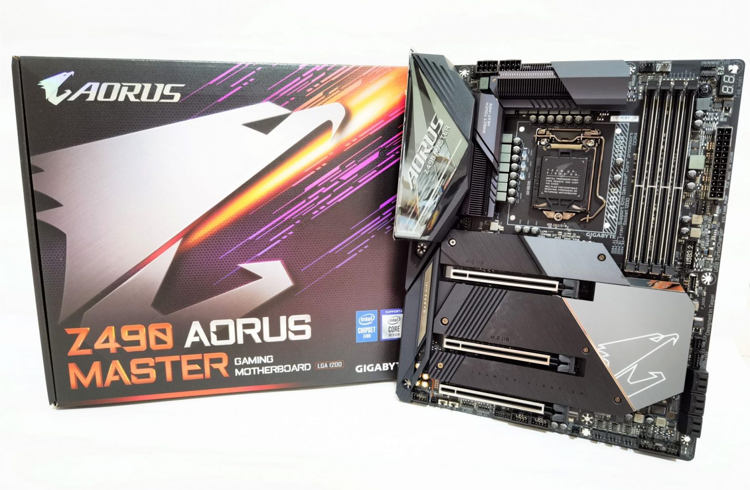 GIGABYTE Z490 AORUS MASTER Motherboard Overview and Features Review ...