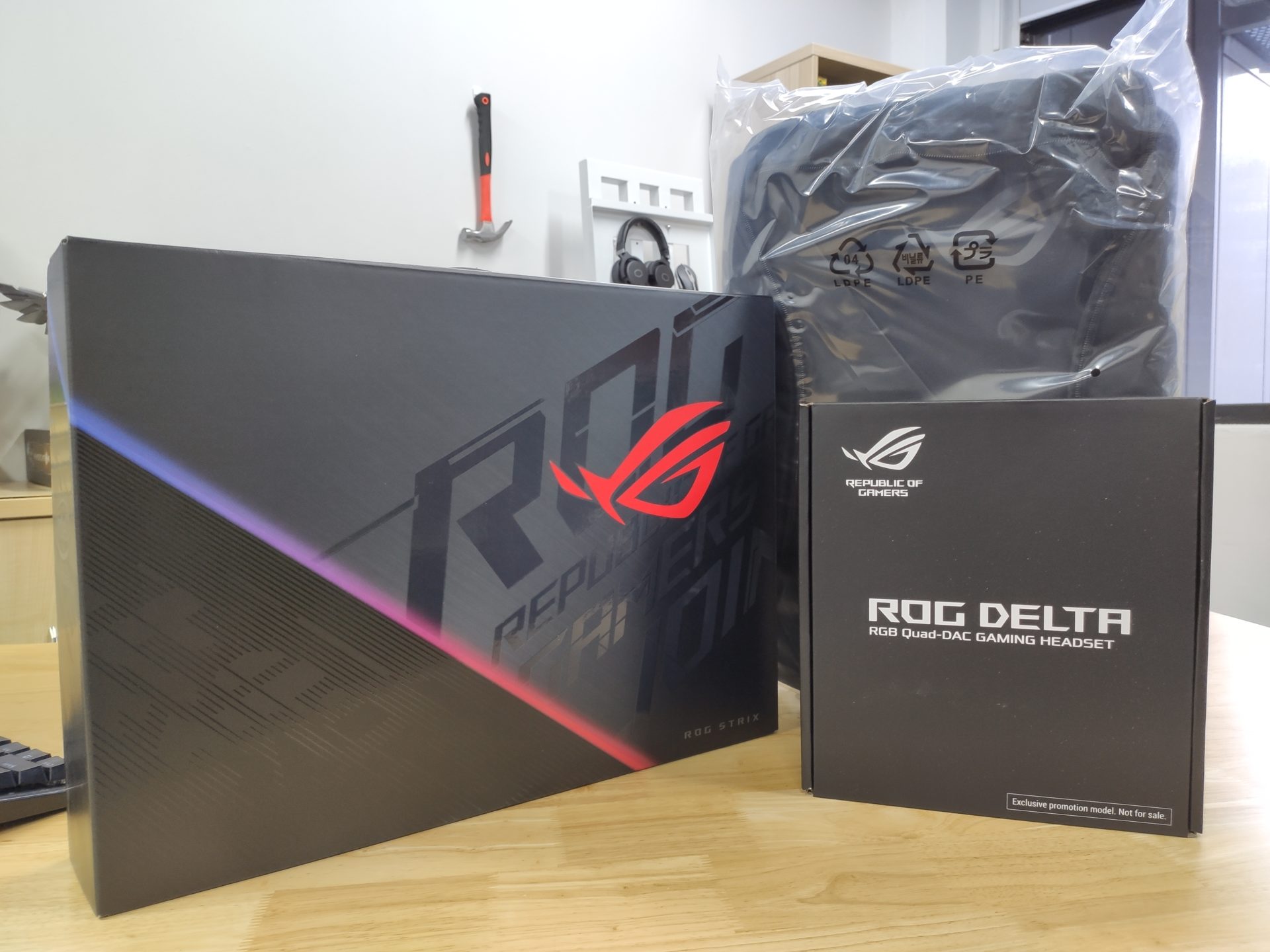 ASUS ROG Strix SCAR 15 (GL532) Review - Full on Performance with no ...