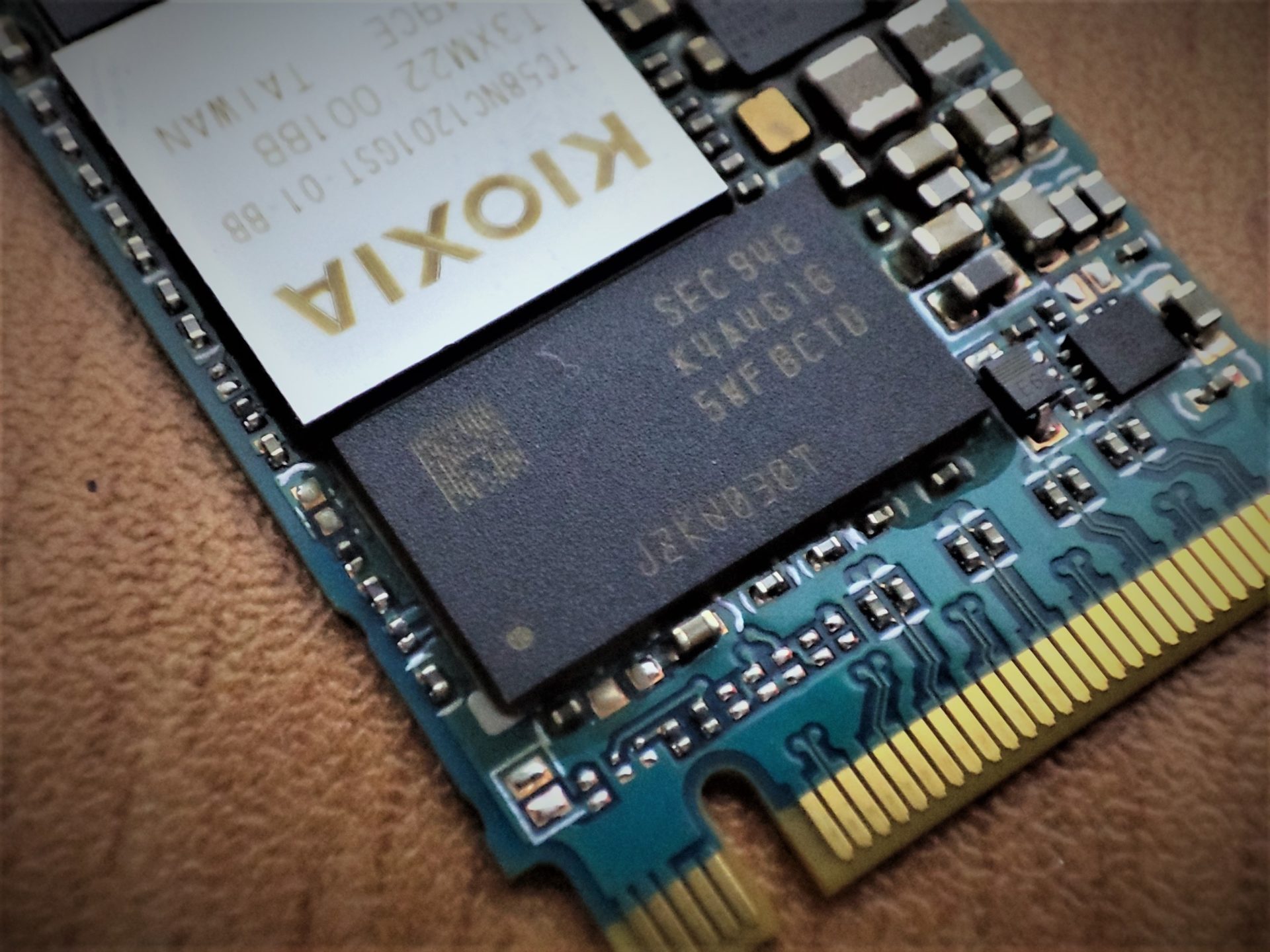 kioxia-exceria-plus-nvme-ssd-review-excellent-performance-at-an