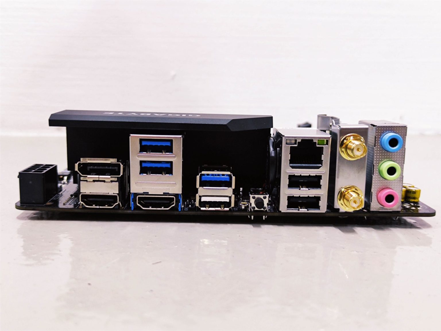 GIGABYTE A520I AC MiniITX Motherboard Review The Tech Revolutionist