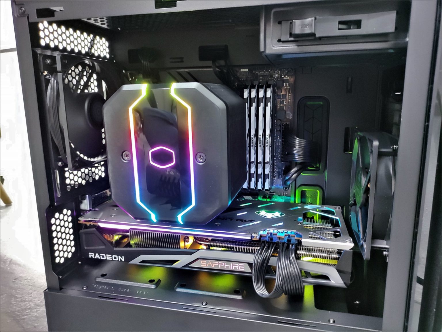 Cooler Master Silencio S400 Review Minimalist Design for a different