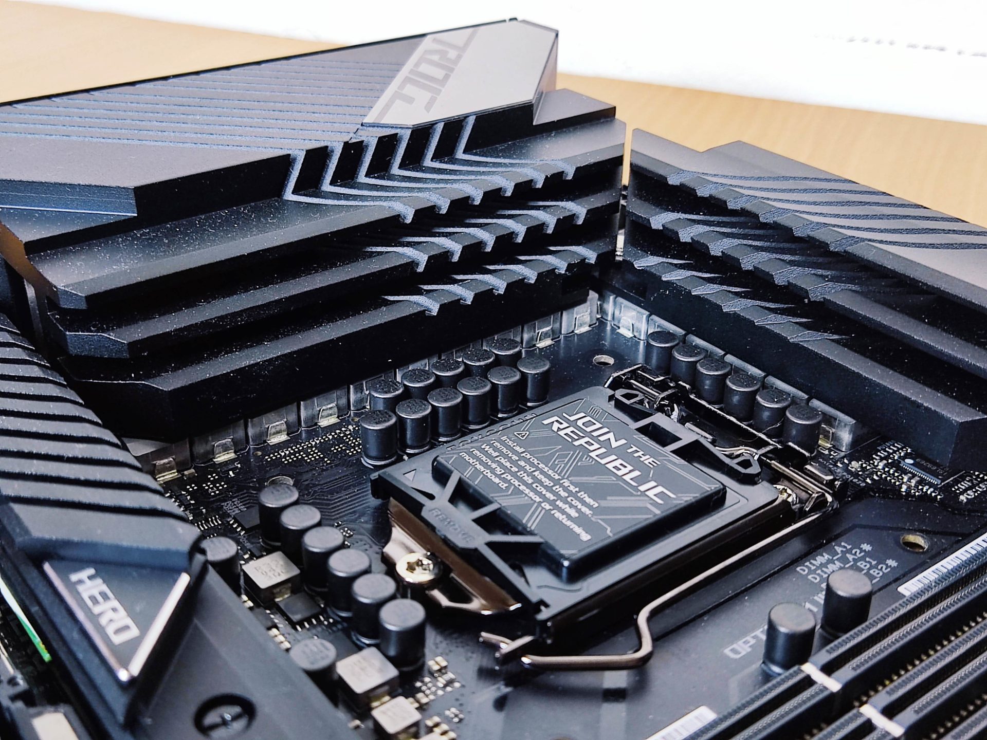 ASUS ROG Maximus XIII Hero Z590 Motherboard Review - The Tech Revolutionist