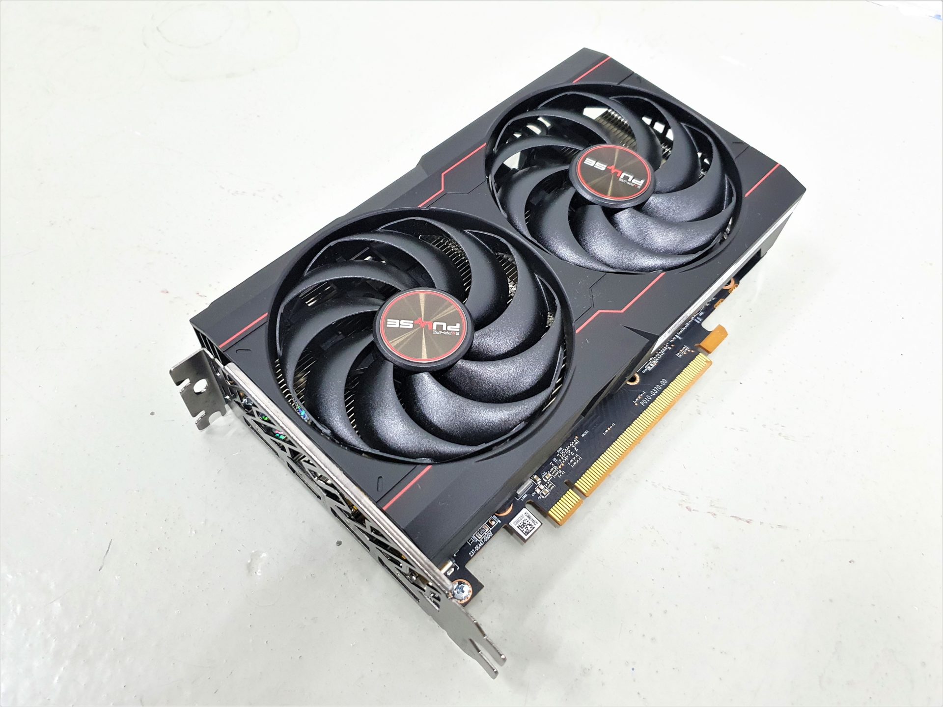 Sapphire Pulse AMD Radeon RX 6600 XT 8GB GDDR6 グラフィック