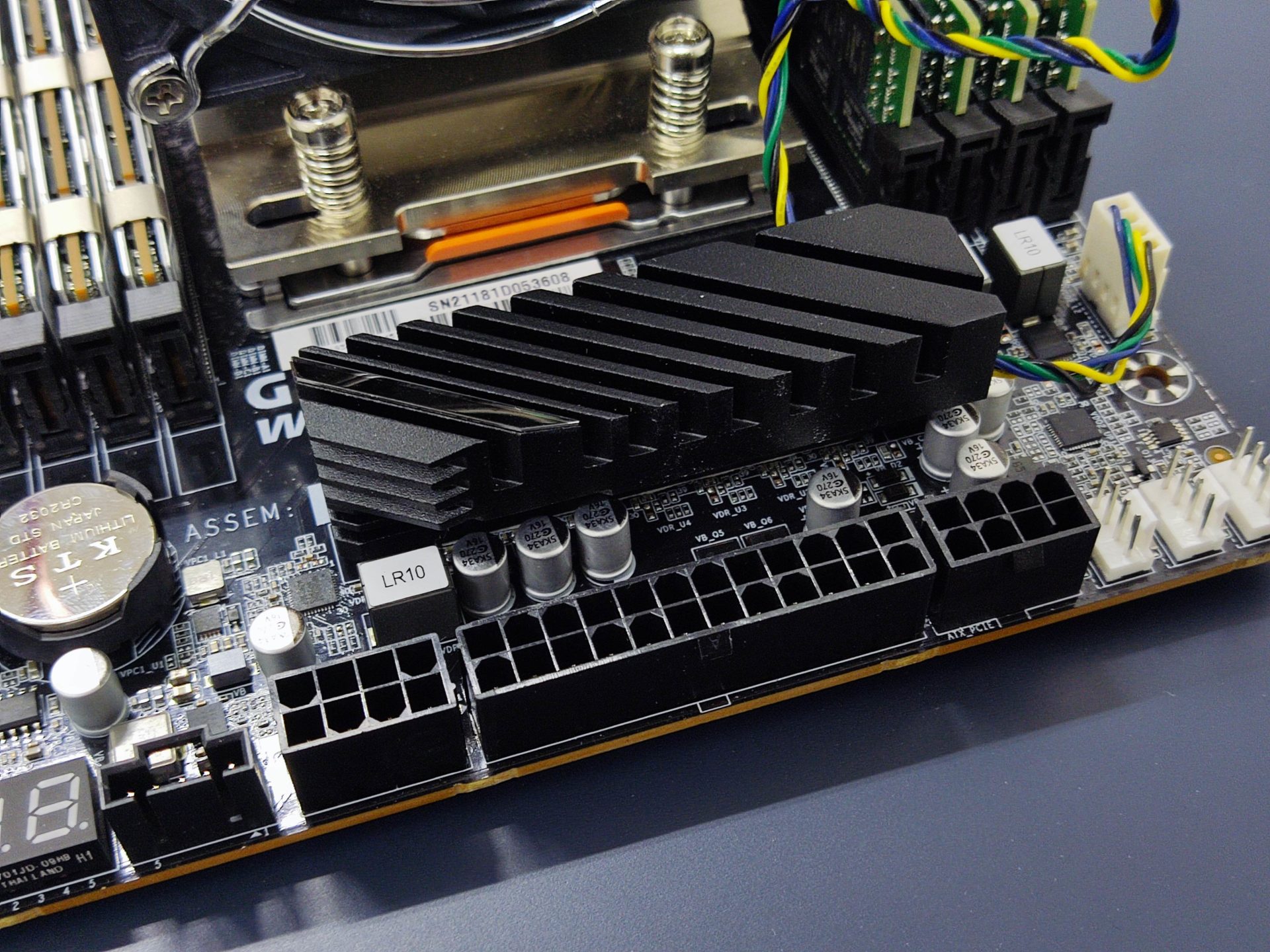 Gigabyte WRX80 SU8 IPMI Motherboard Overview What can it do? The