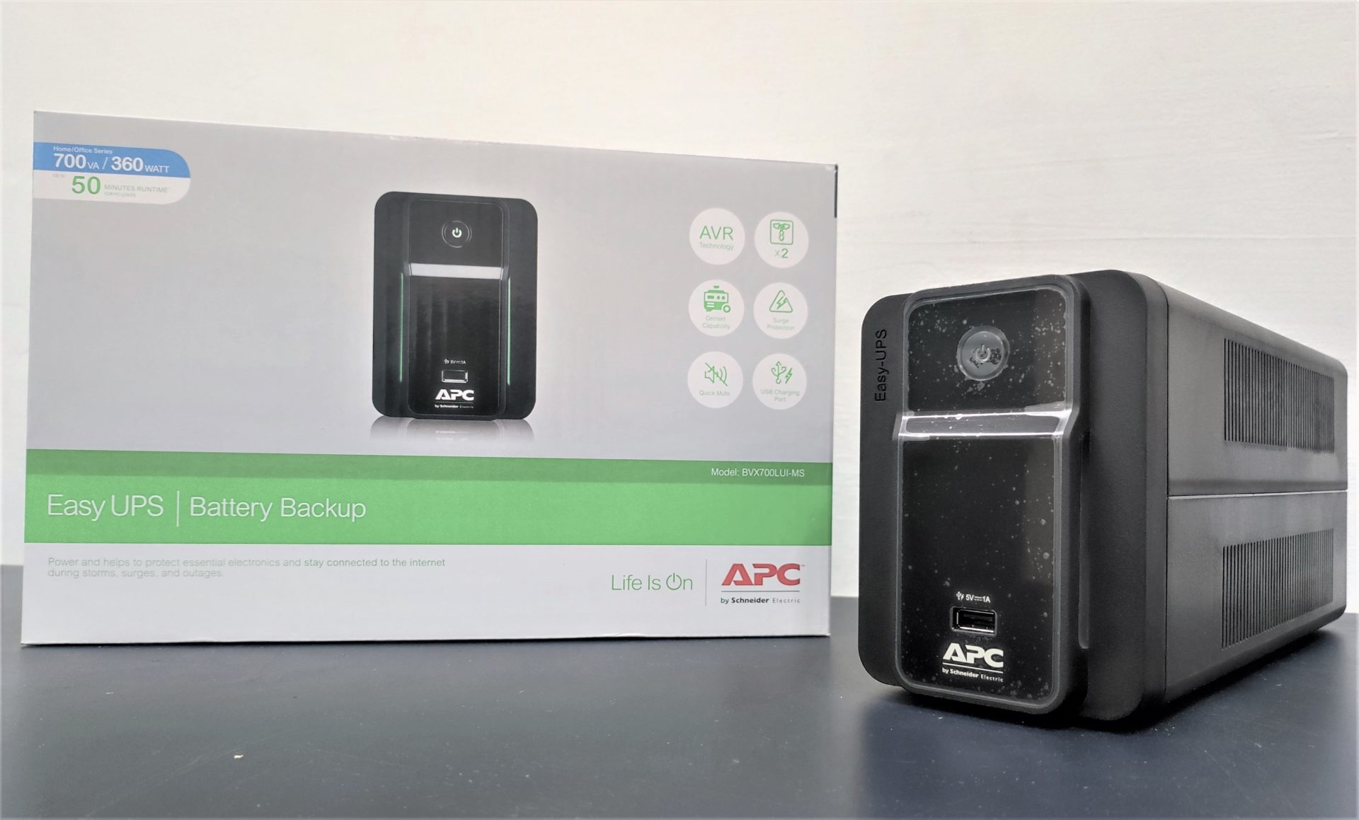 APC Easy UPS BVX700LUIMS Review Do you need a UPS? The Tech