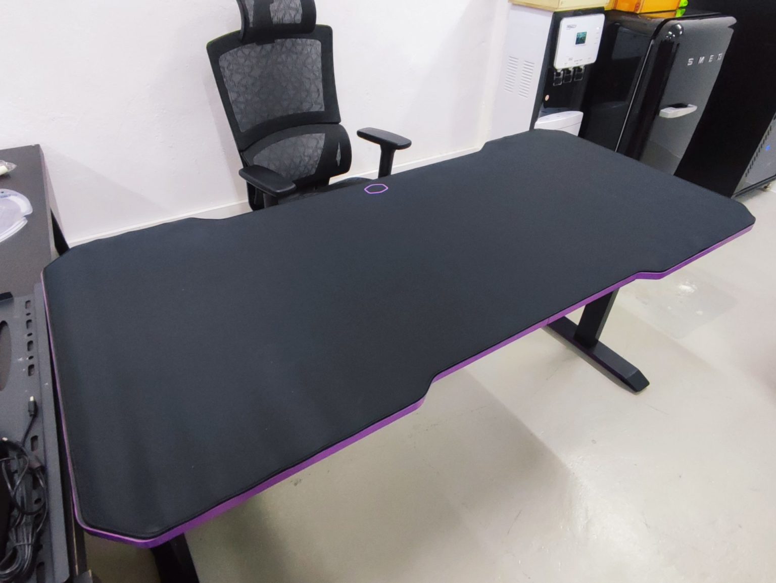 Cooler Master GD160 Gaming Desk Review - What Makes It Special? - The ...