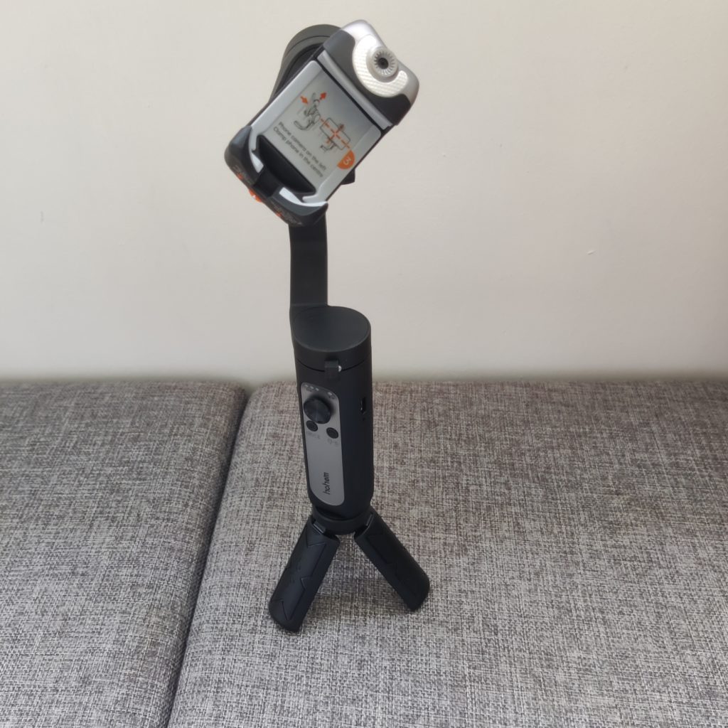 Hohem iSteady V2 Review: A smart feature-filled gimbal for phones