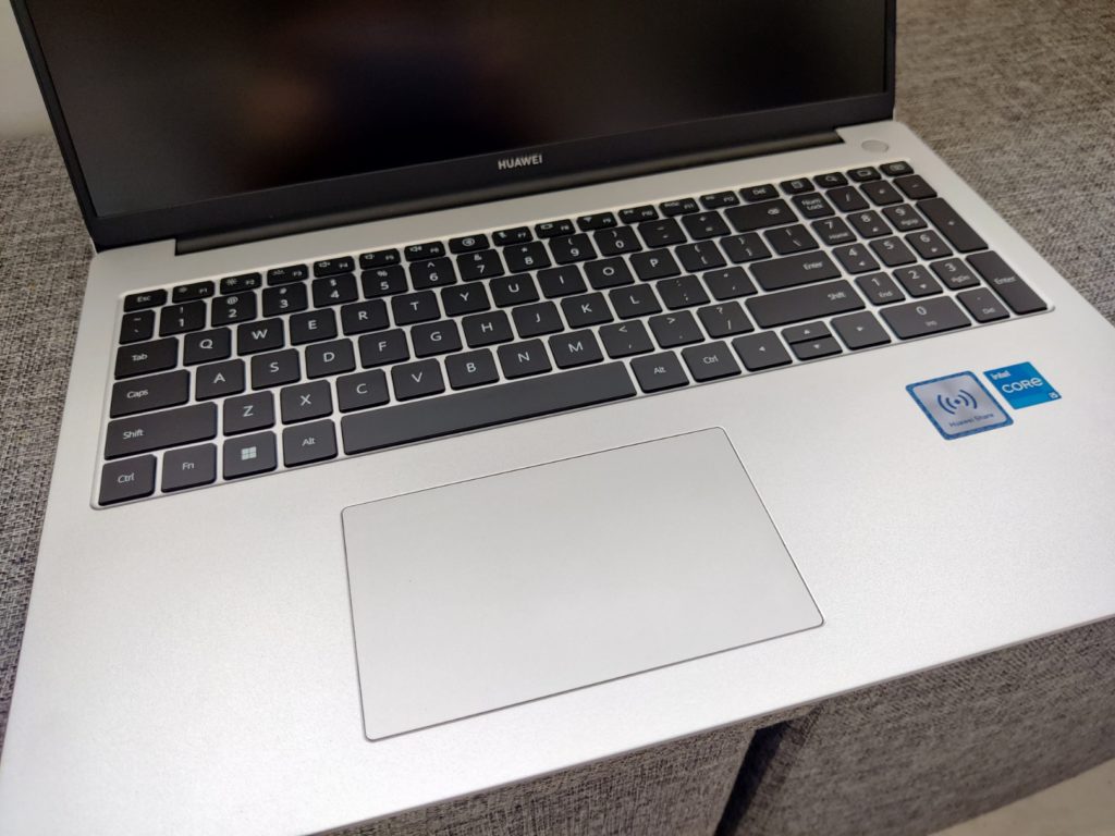 Huawei MateBook D 16 2022 review - Multimedia laptop now in 16:10 format  and with number pad -  Reviews