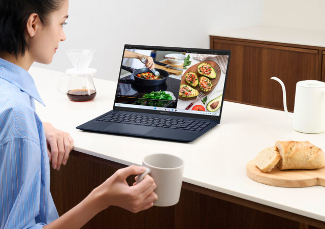 ASUS Zenbook 15 OLED 1