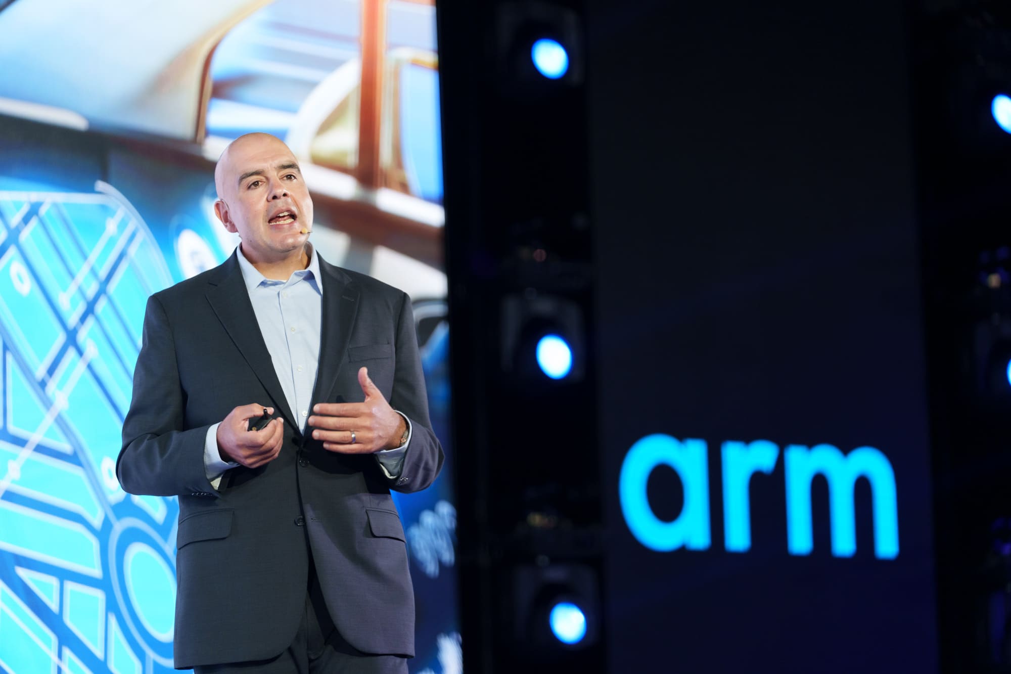 Arm Neoverse Advantage 1