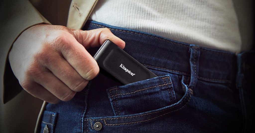 Kingston XS1000 External SSD (1)