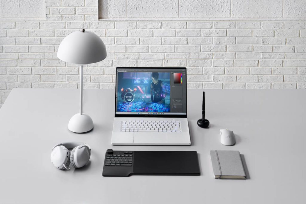 ROG Zephyrus G16 with AMD Ryzen 9 AI HX 370 2
