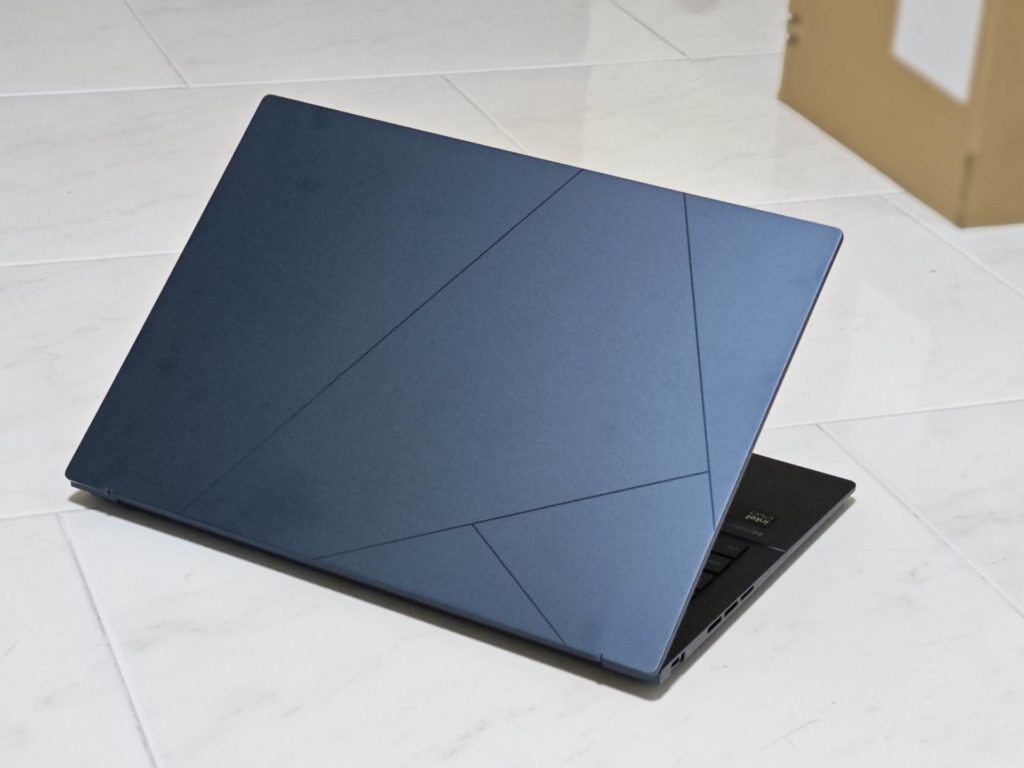 ASUS Zenbook 14 OLED UX3405 Review – Simplicity at its
