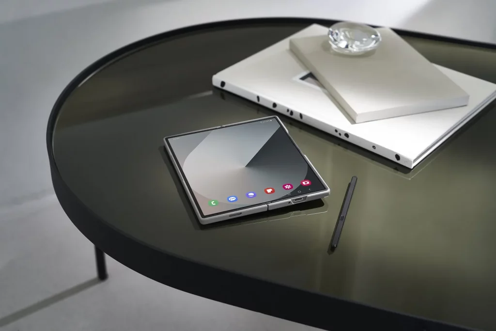 Samsung Galaxy Z Fold6 2