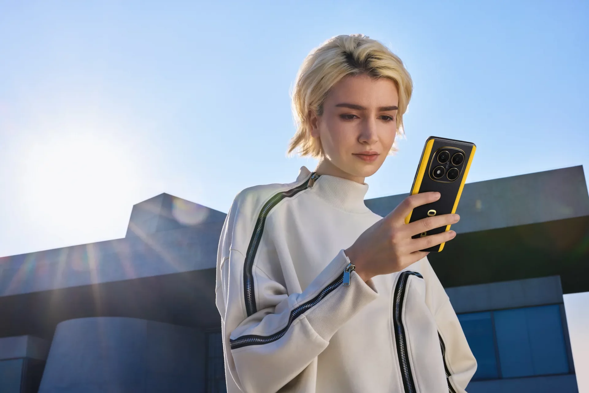 POCO X7-Outdoor vibe